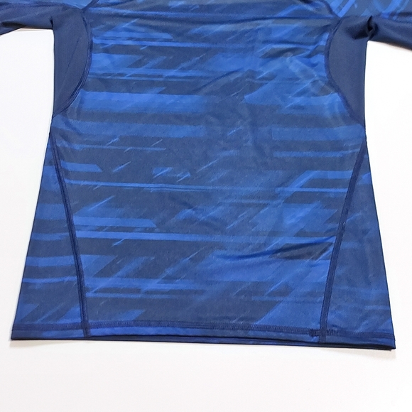 UNDER ARMOUR Compression Tee Men's Medium - Picture 5 of 15